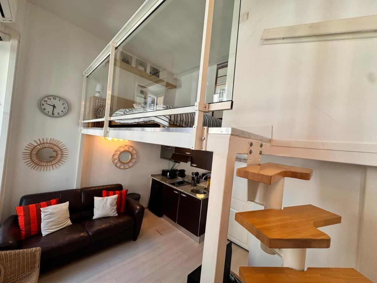 Tranquil With Mezzanine In Carre Dor