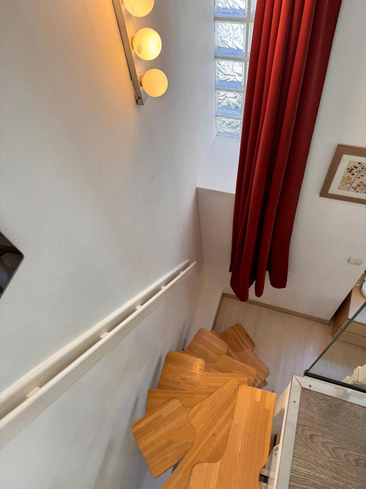 Hébergement de vacances Tranquil With Mezzanine In Carre Dor Nice